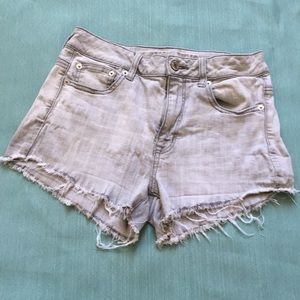 High Waisted Gray Shorts.